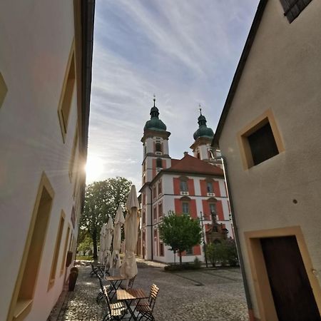 Hotel Kloster-Gasthof Speinshart Eschenbach in der Oberpfalz Exterior photo